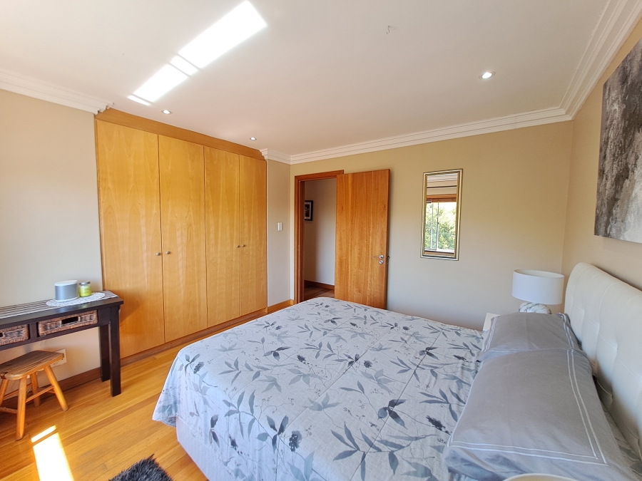 4 Bedroom Property for Sale in Steynsrust Western Cape